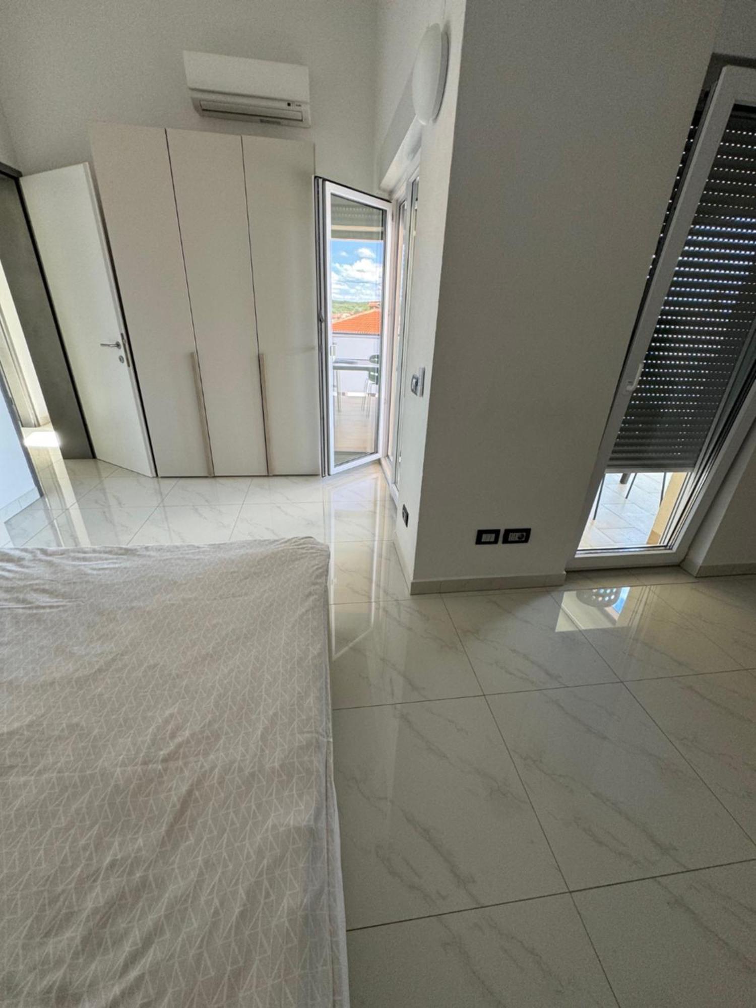 Funtana Appartements An Der 1 Reihe Vom Meer 外观 照片